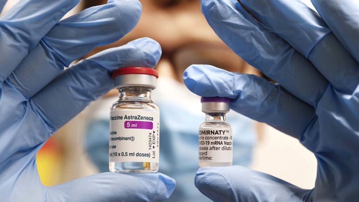 Rusia estudia la posibilidad de combinar Sputnik V y AstraZeneca