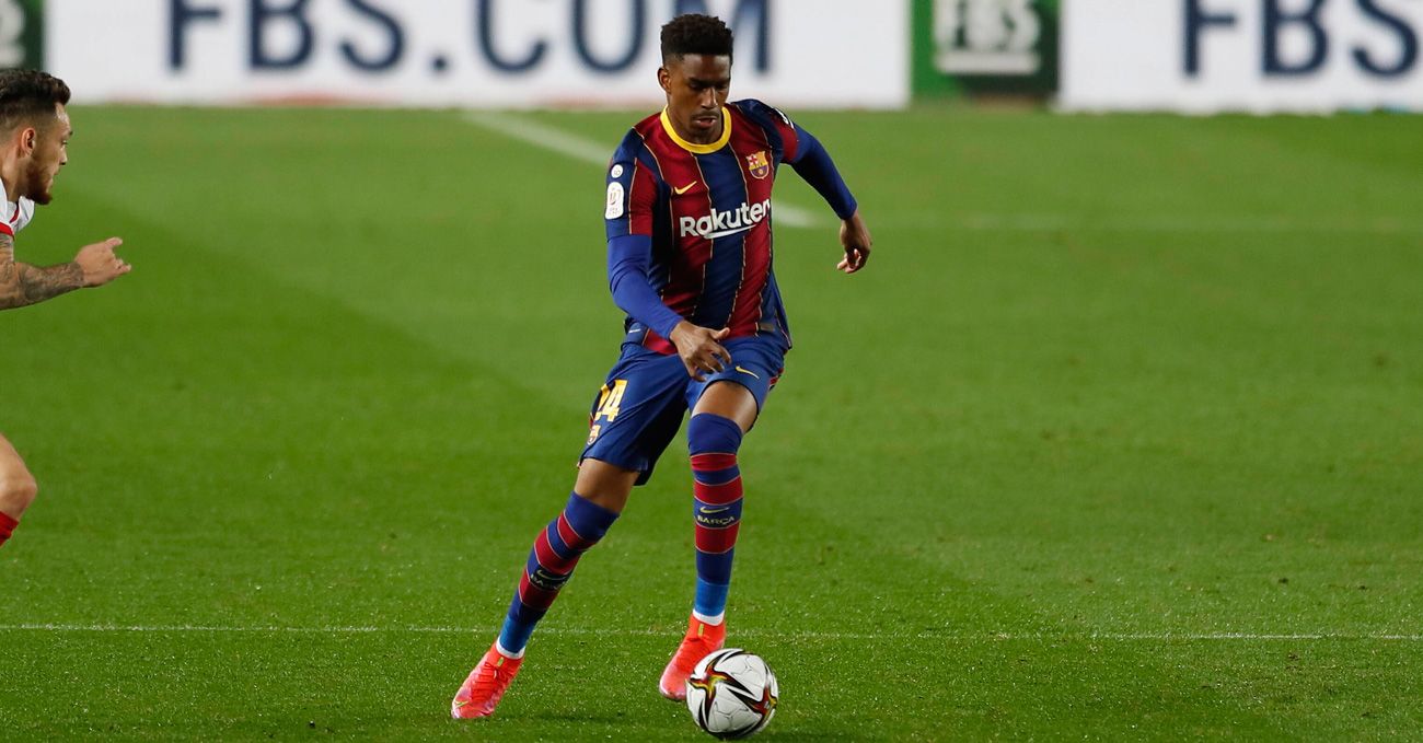 El Sumario - Junior Firpo fue traspasado del Barcelona al Leeds United