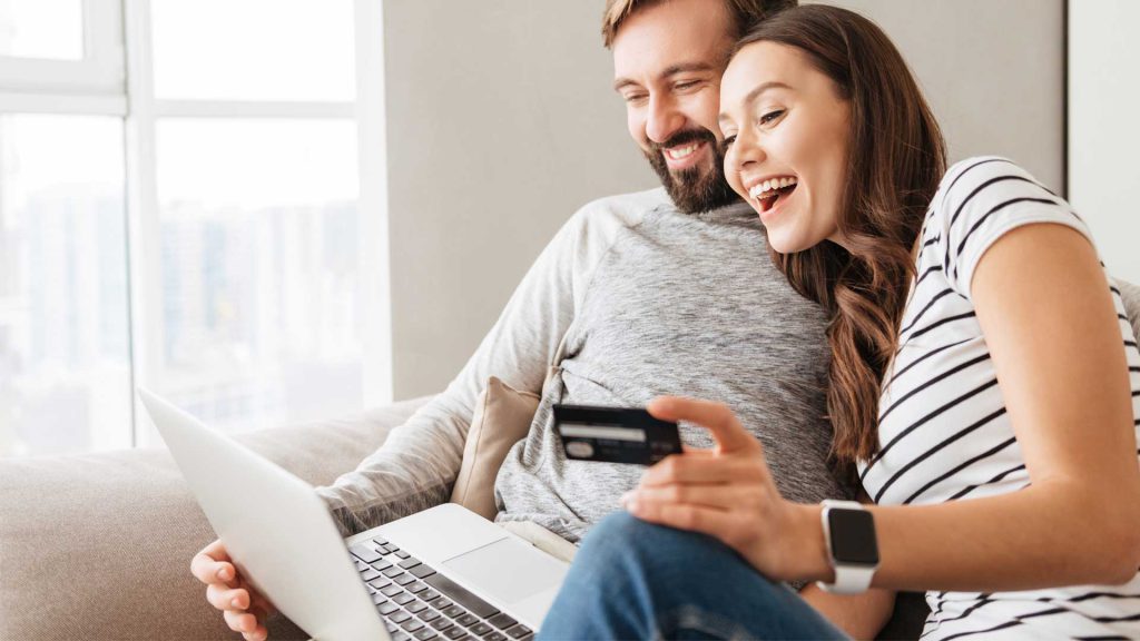 El Sumario - Bancamiga impulsa el comercio electrónico a través de su Tarjeta Internacional