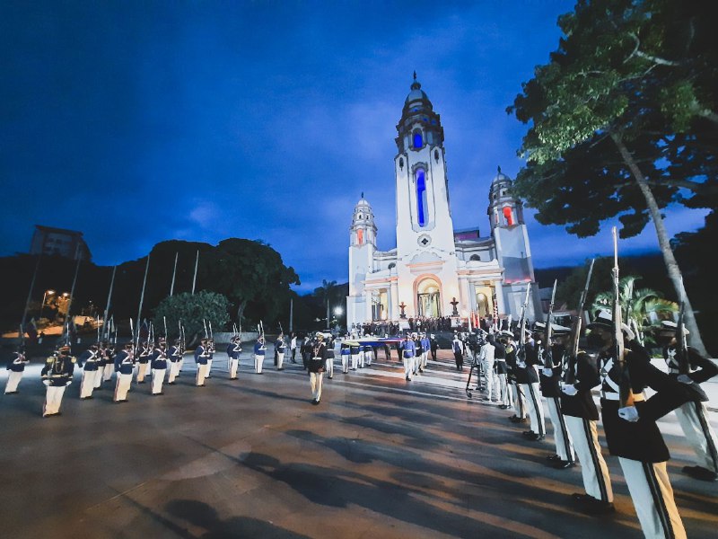 Así se conmemoró el natalicio de Simón Bolívar