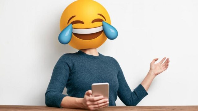 El Sumario - La carita que llora de risa es el emoji más utilizado en el mundo