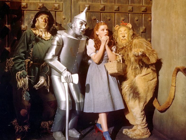 El Sumario - Hallan traje de "El mago de Oz" en una universidad de EE.UU.