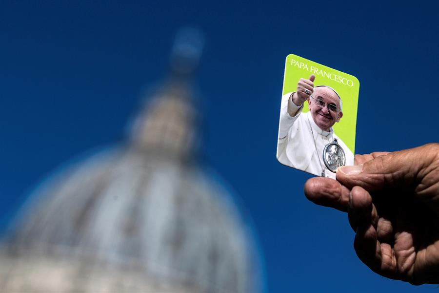 El Sumario - El papa Francisco está "en buenas condiciones" tras operación de colon