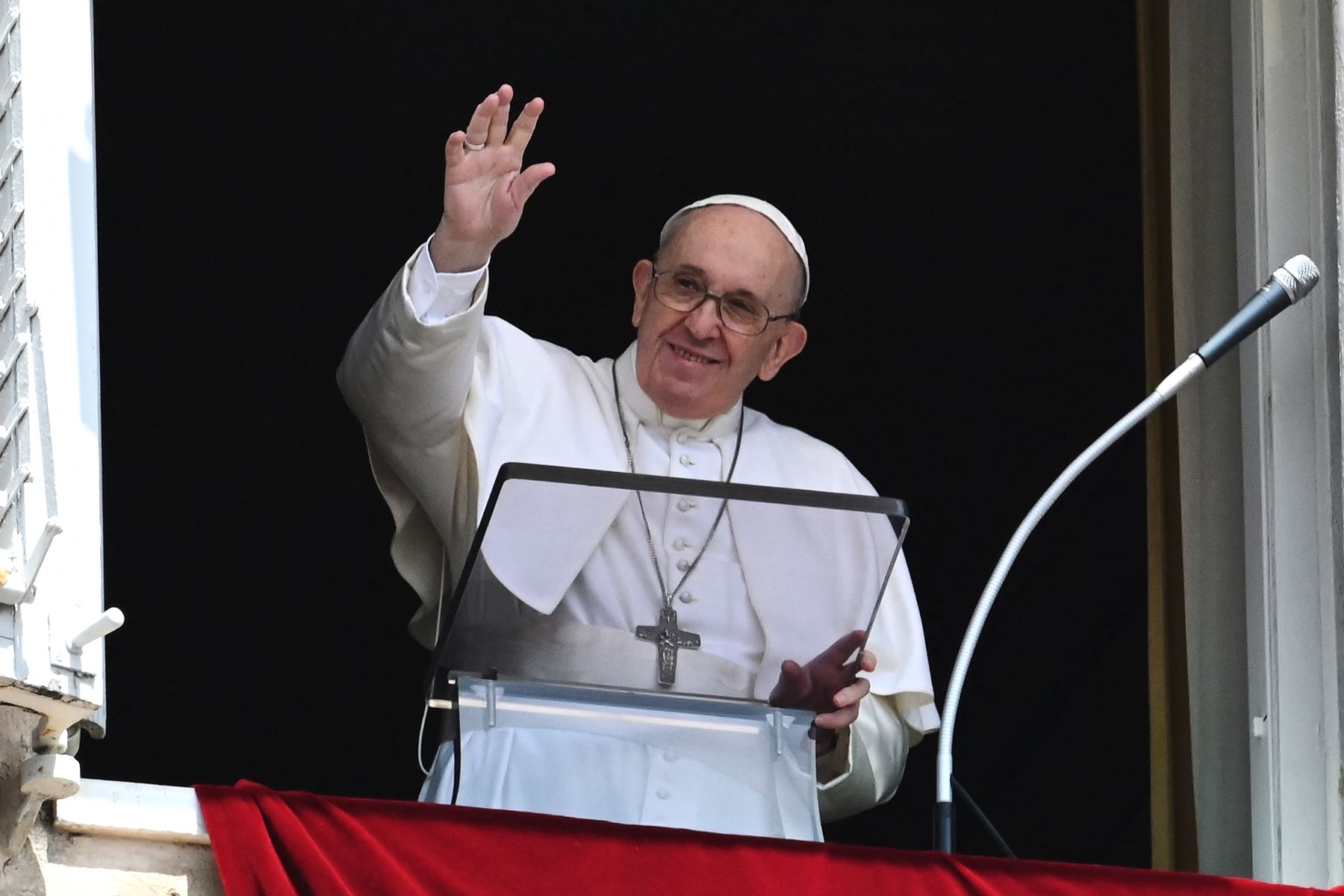 El Sumario - Papa Francisco impulsa labor de mujeres científicas con nombramientos en el Vaticano