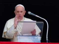 Papa muestra solidaridad a afectados por volcán en La Palma