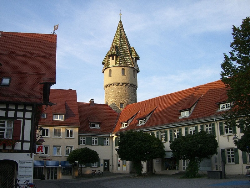El Sumario - Instalan gigantes fichas de colores en una ciudad de Alemania