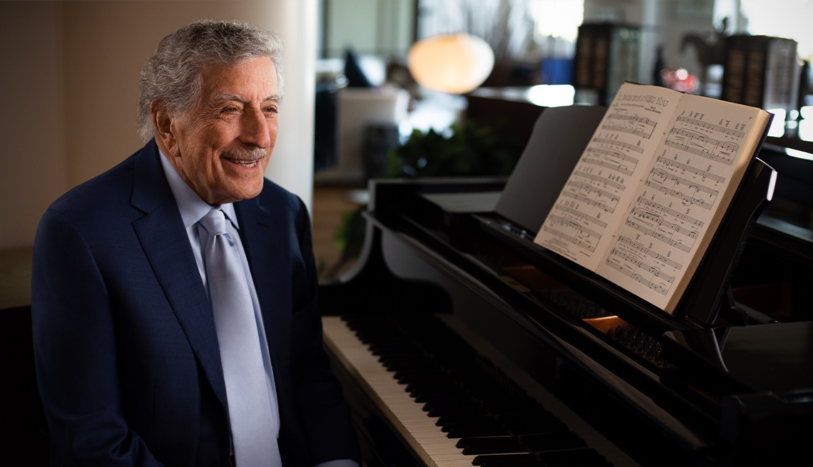 El Sumario - Tony Bennett se retira de los escenarios por recomendaciones médicas