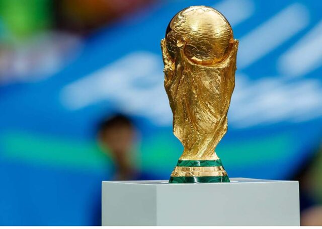 El Sumario - Ronaldo Nazario aprueba celebrar el Mundial cada dos años