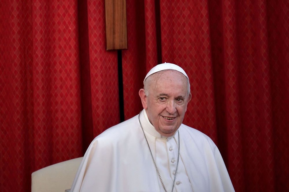 El Sumario - El Papa pidió rezar por "un estilo de vida más sobrio y ecosostenible"