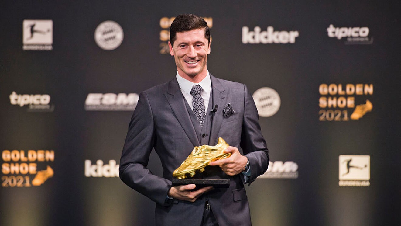 El Sumario - Lewandowski recogió la Bota de Oro por su temporada con el Bayern