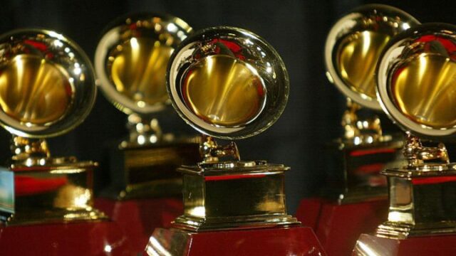 El Sumario - Camilo y Juan Luis Guerra lideran las nominaciones de los Latin Grammy