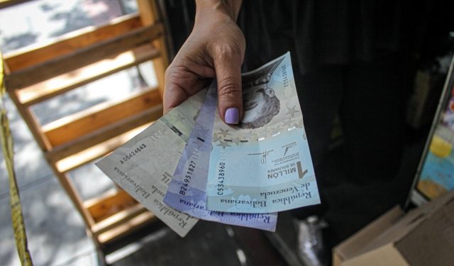 El Sumario - Venezuela busca impulsar la moneda nacional con una nueva escala monetaria