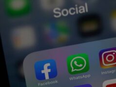 El Sumario - Facebook insiste en que caída de las redes sociales fue por un error técnico