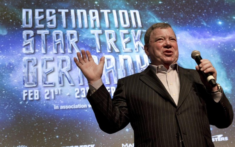 El Sumario - William Shatner será tripulante del nuevo vuelo espacial de Blue Origin