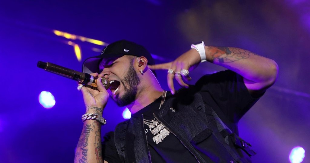 Anuel AA Súbelo