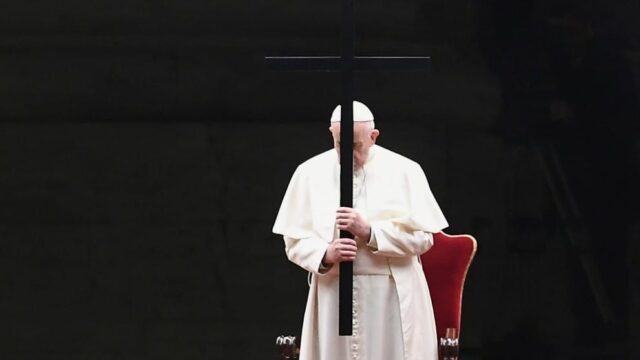 Papa Francisco Vía Crucis