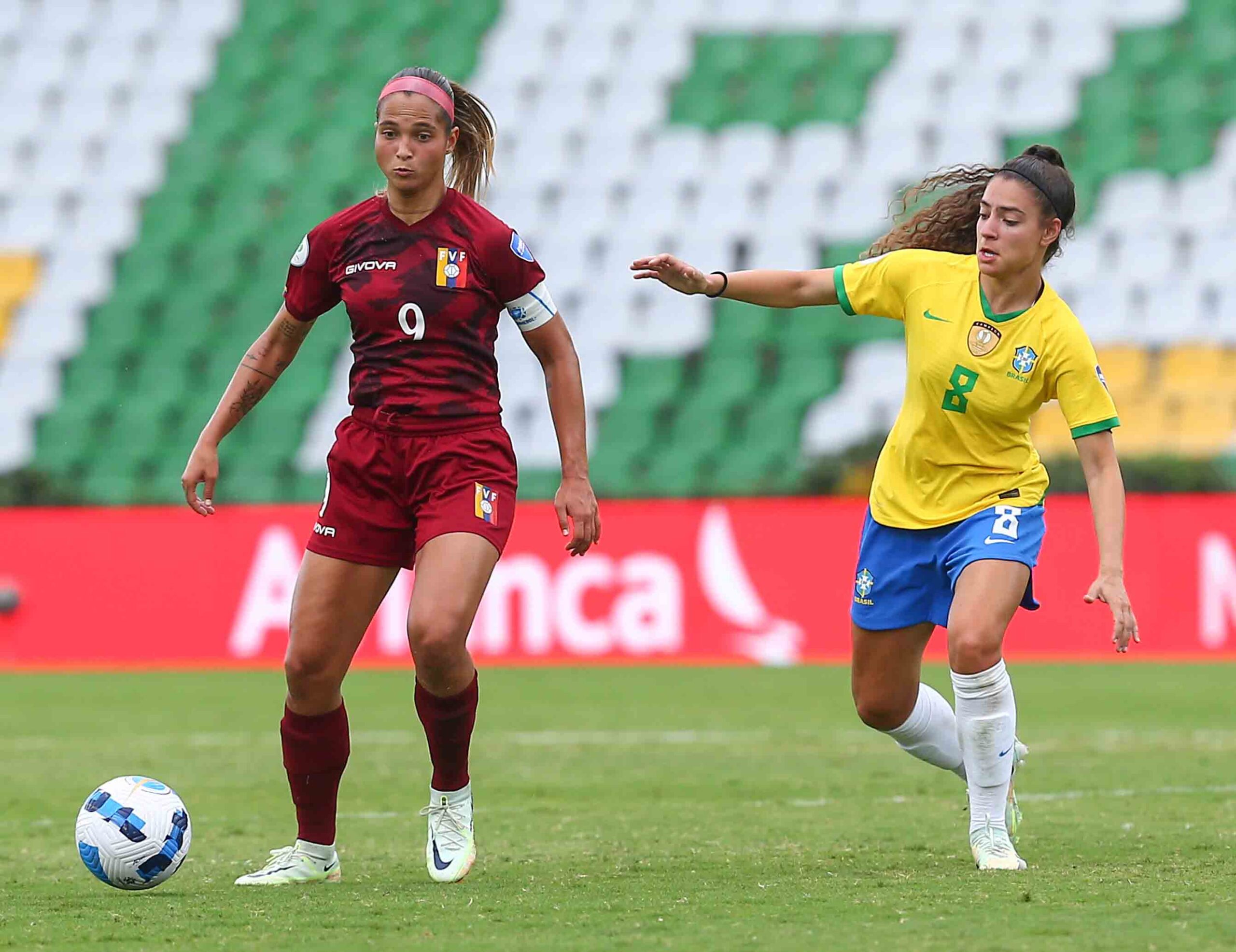 Vinotinto Femenina