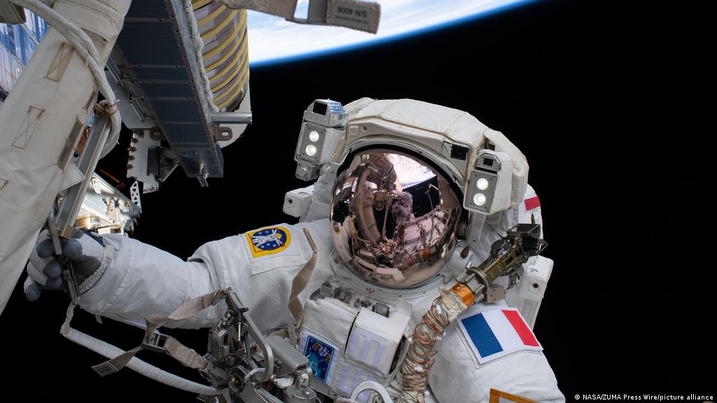 astronautas