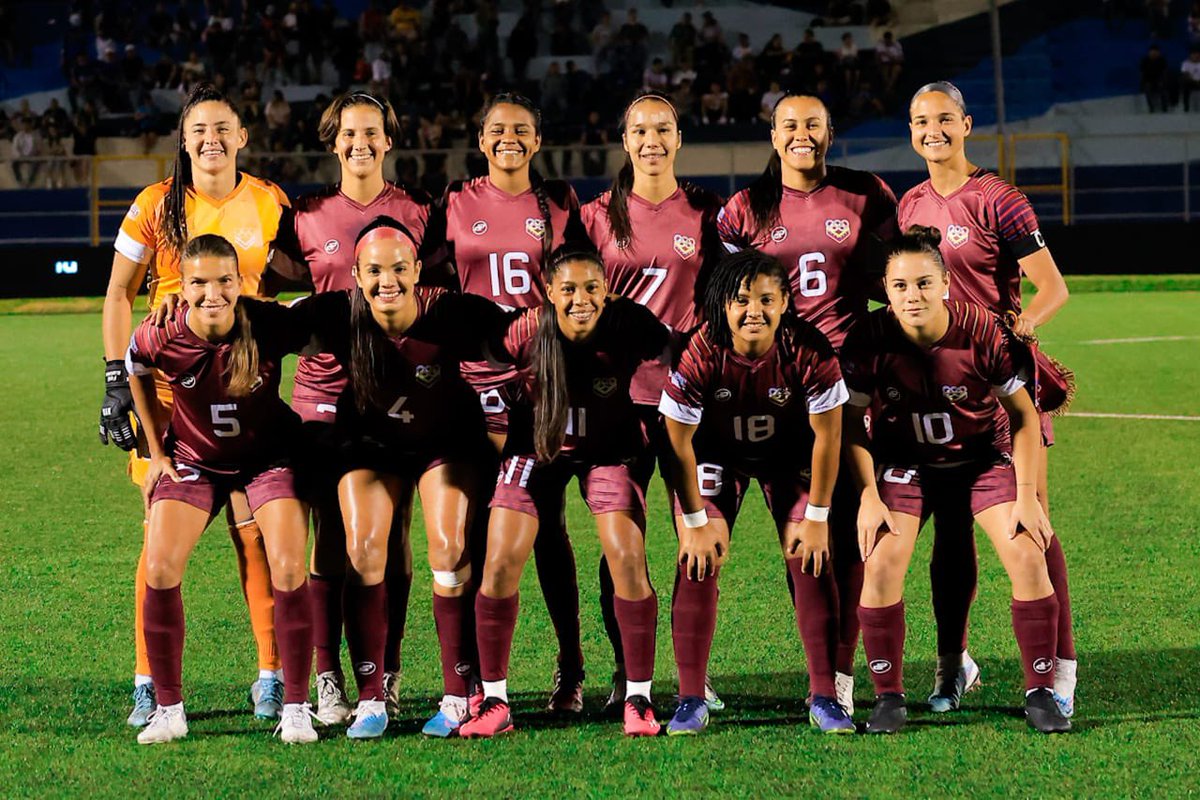Selección Vinotinto femenina