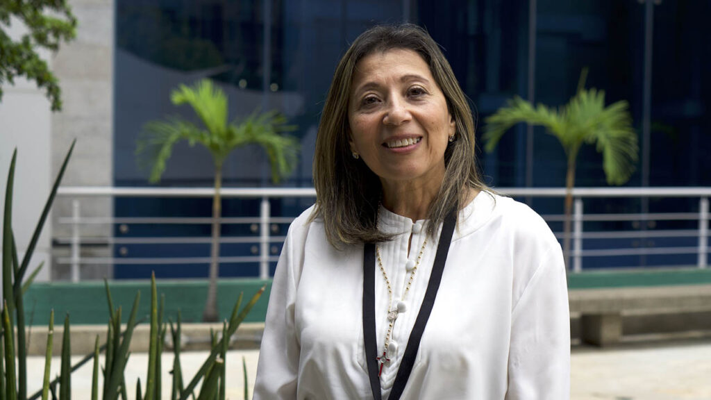 Dra. Nancy León, decana de la Facultad de Odontología de la Universidad Central de Venezuela