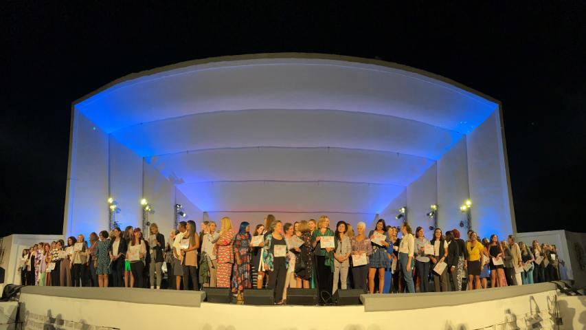 100 protagonistas