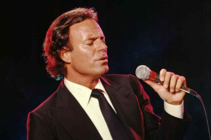 Julio Iglesias