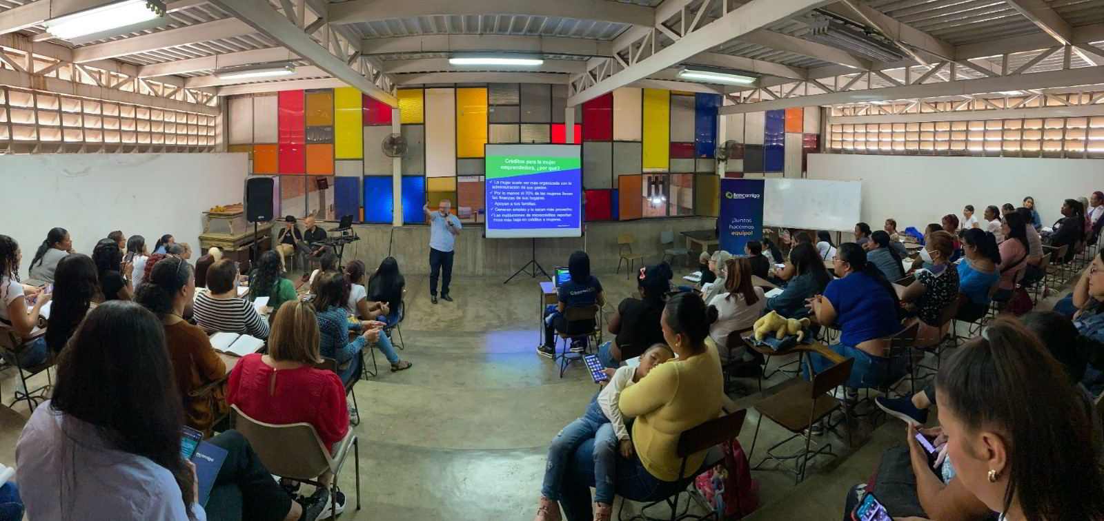 Emprendedoras Día de la Mujer - Bancamiga
