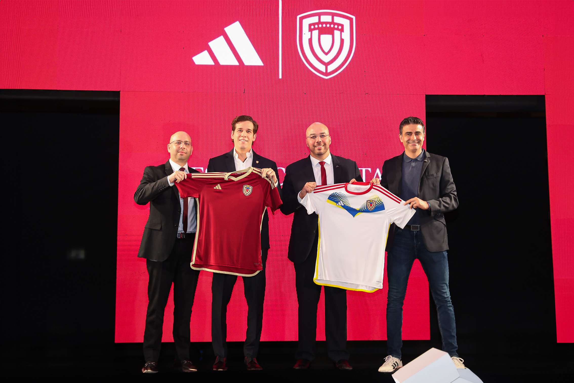 Vinotinto Adidas