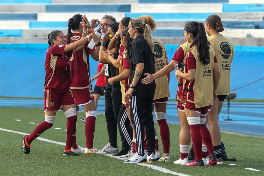 Vinotinto femenina - Venezuela