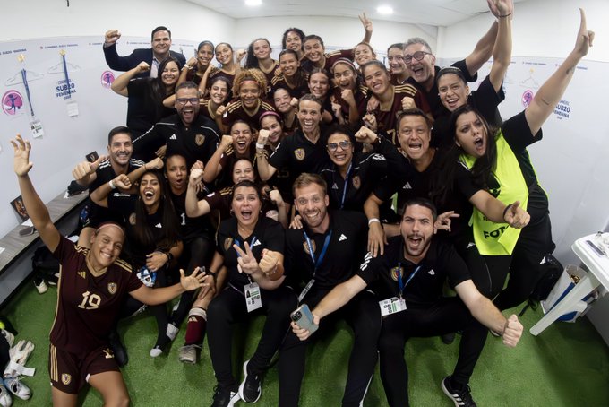 Vinotinto Femenina Sub-20