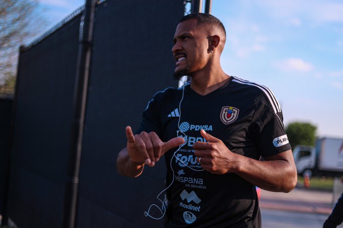 Salomón Rondón - Vinotinto