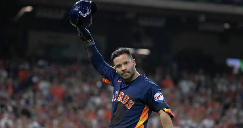 José Altuve - MLB