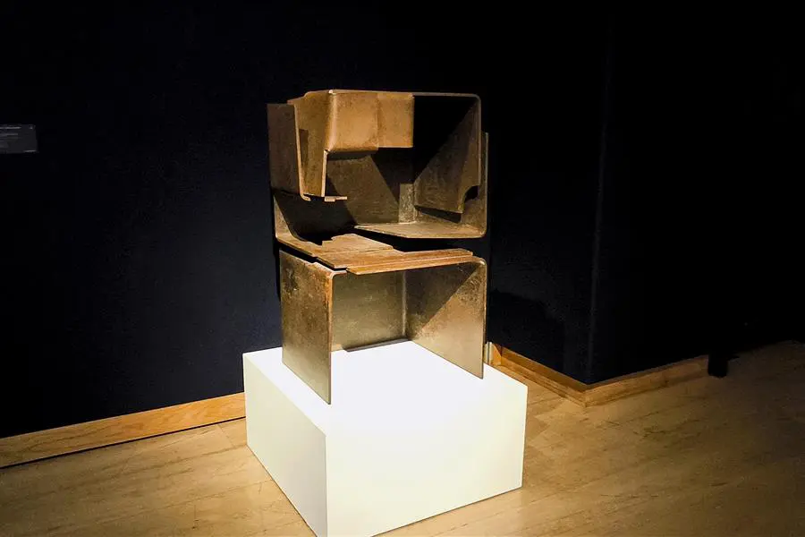 Escultura de Chillida