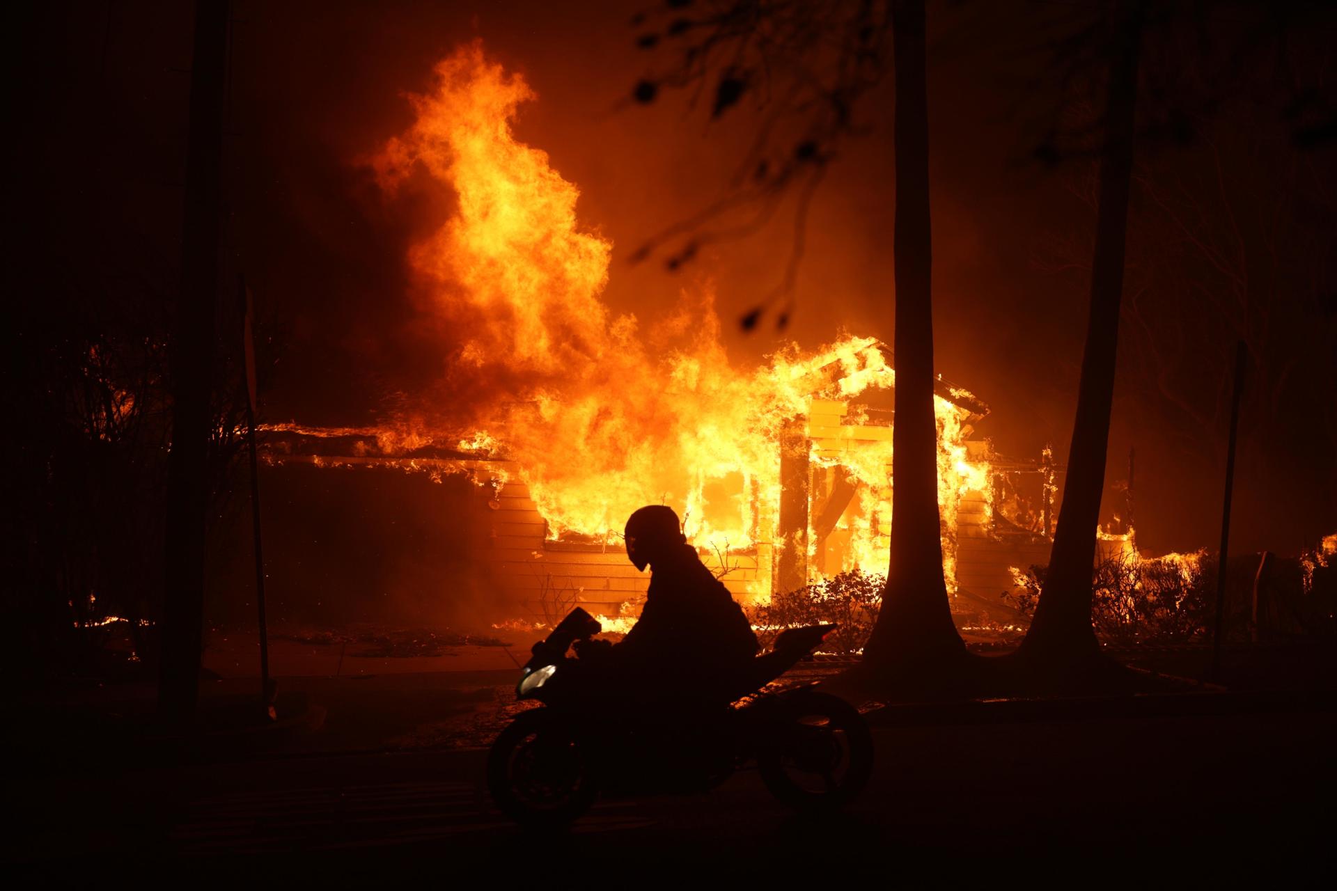 Incendio - Los Ángeles