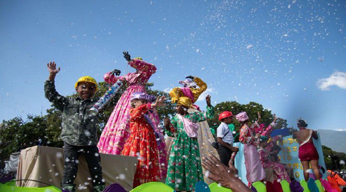 Red social X - Imagen referencial - Carnaval