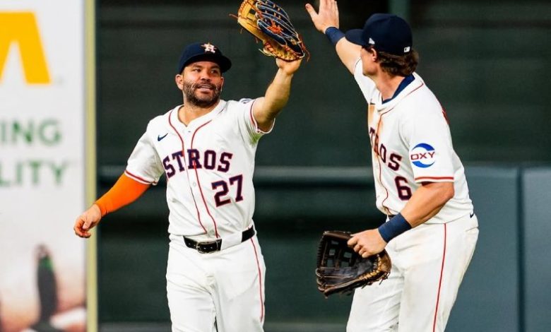 José Altuve - MLB