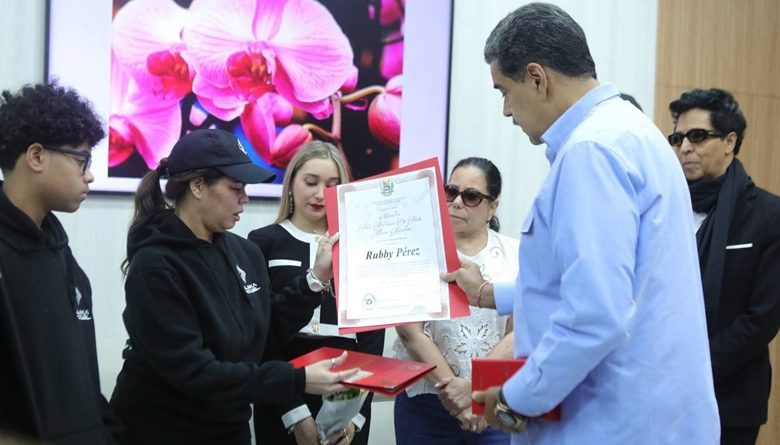 Nicolás Maduro - Zulinka Pérez