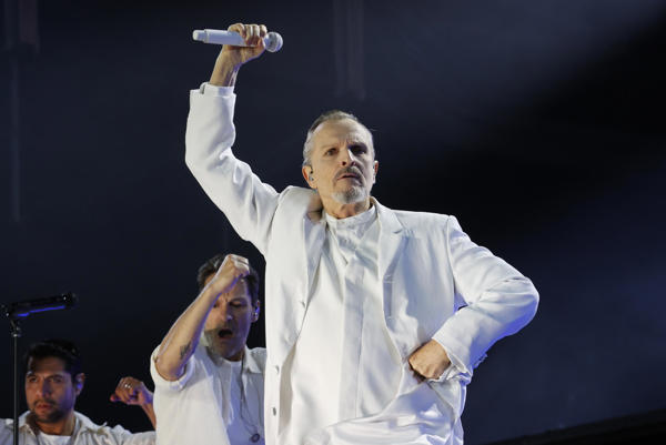 Miguel Bosé