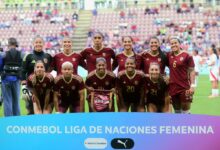 Vinotinto Femenina