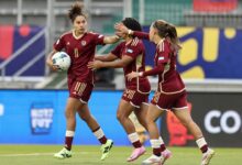 Vinotinto Femenina