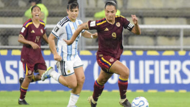 Vinotinto Femenina - Deyna Castellanos