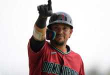 Ildemaro Vargas - MLB - hits