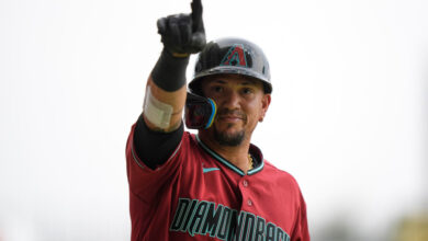 Ildemaro Vargas - MLB - hits
