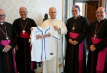 León XIV - Team Béisbol Venezuela
