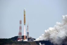 Japón lanza con éxito una versión 'low-cost' de su cohete insignia H3