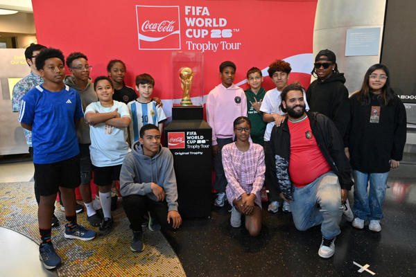 Más de 21.000 jóvenes latinos se capacitan para la industria deportiva con el Mundial 2026