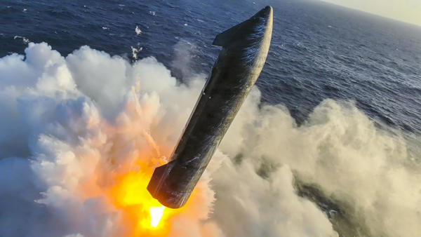 SpaceX difunde las imágenes del exitoso amerizaje de la Starship en el océano Índico