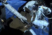 Astronautas concluyen paseo espacial de seis horas y media para instalar una antena en EEI