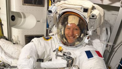 La astronauta francesa Sophie Adenot concluye con éxito su primera caminata espacial
