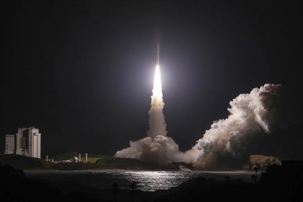 Japón lanza con éxito un nuevo satélite de geolocalización tras varios retrasos